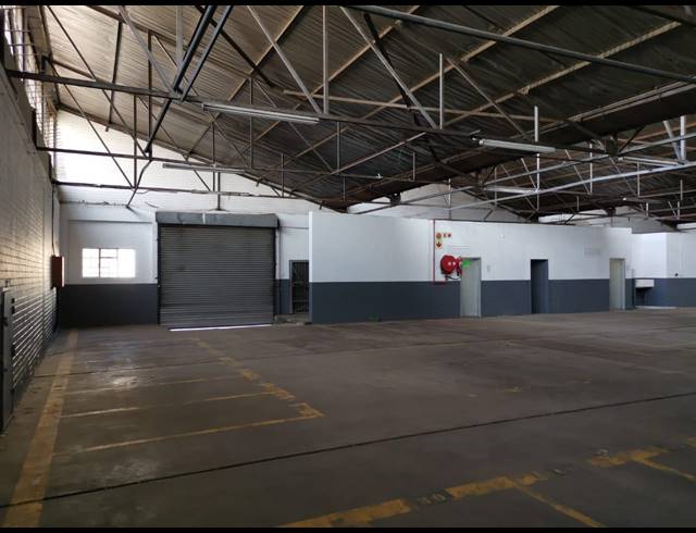 741M² WAREHOUSE TO LET IN BENROSE
